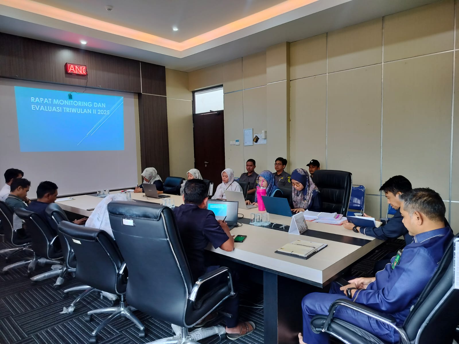 Rapat monev tw II (2)
